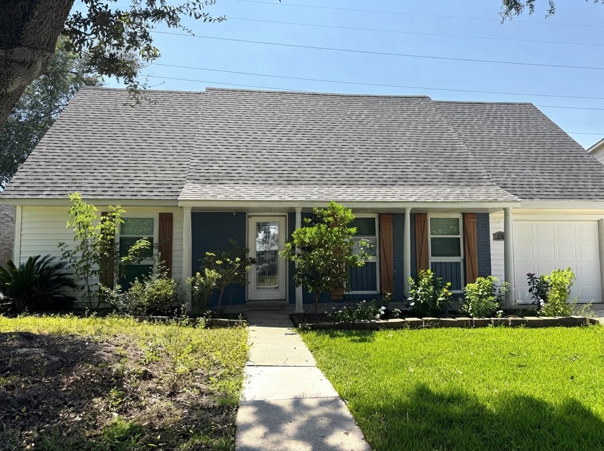 La Place House: 536 Oak Allee Drive