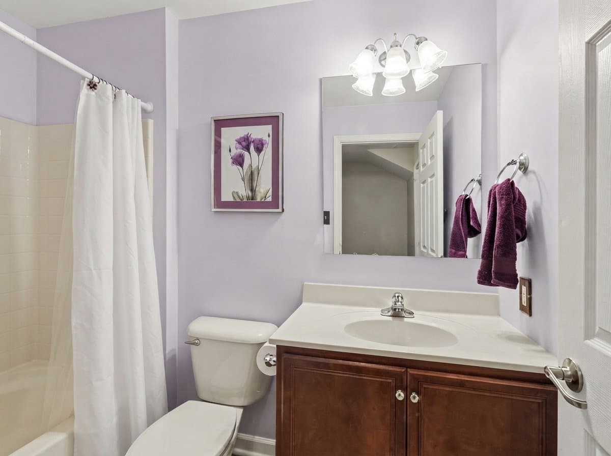 Philadelphia Townhome: 15041 Sunflower Dr
