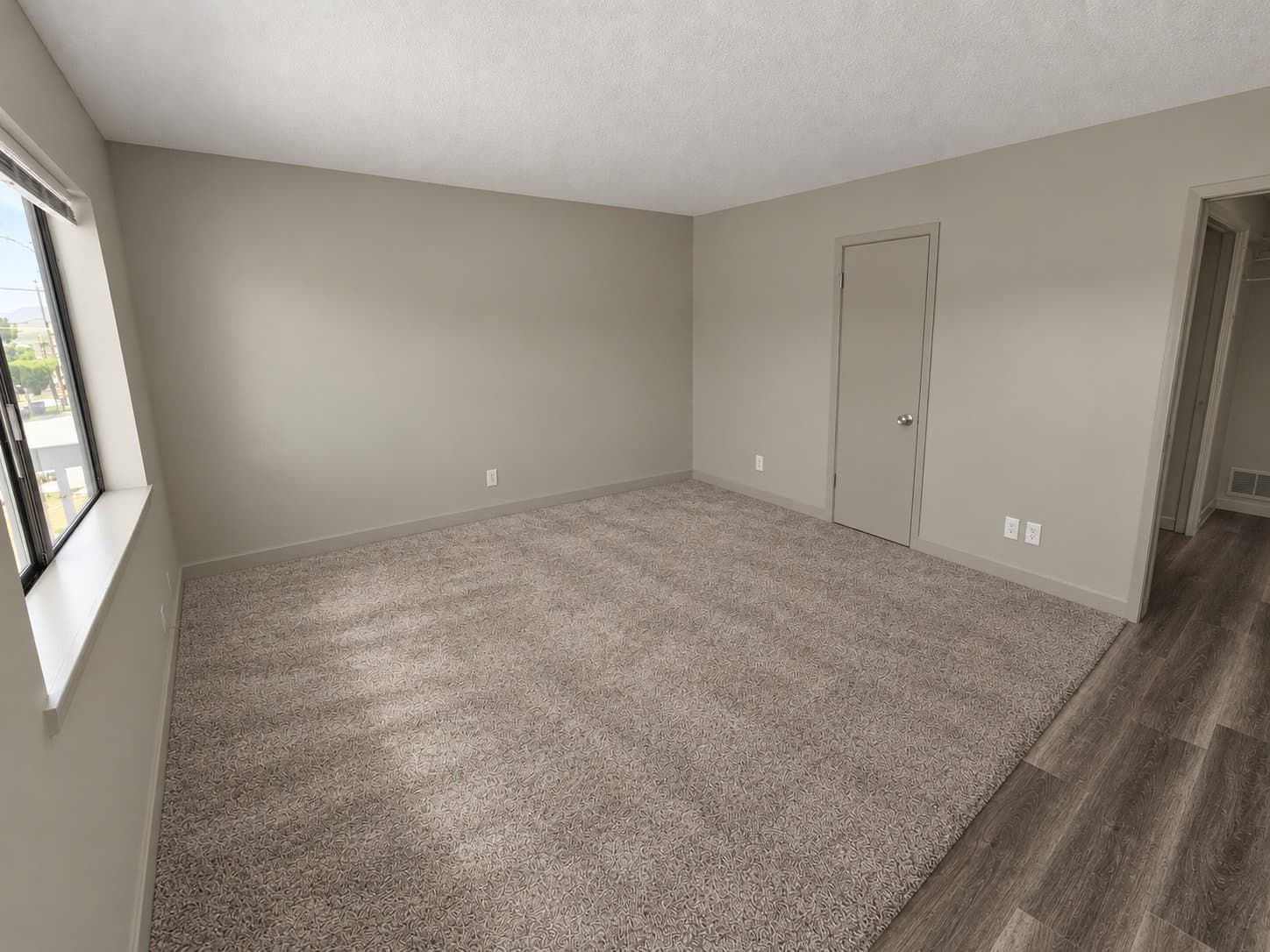 Cottonwood Apartment: 1111 E Cochise
