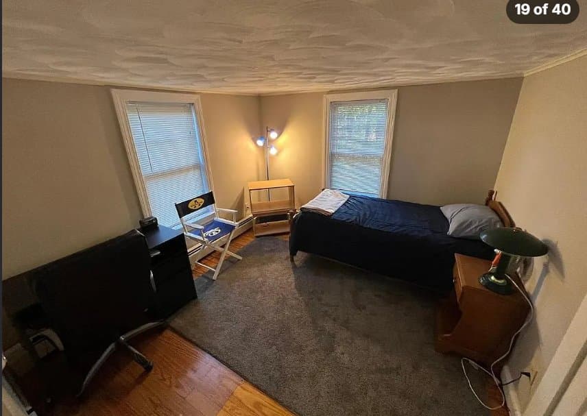 Andover House: 52 Dascomb Road