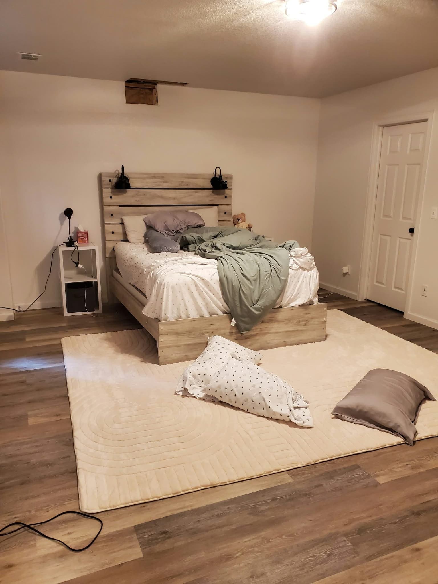 Denver Apartment: 8260 Clayton Ct