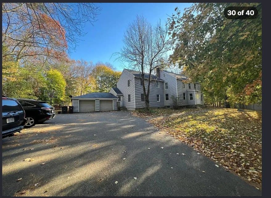 Andover House: 52 Dascomb Road