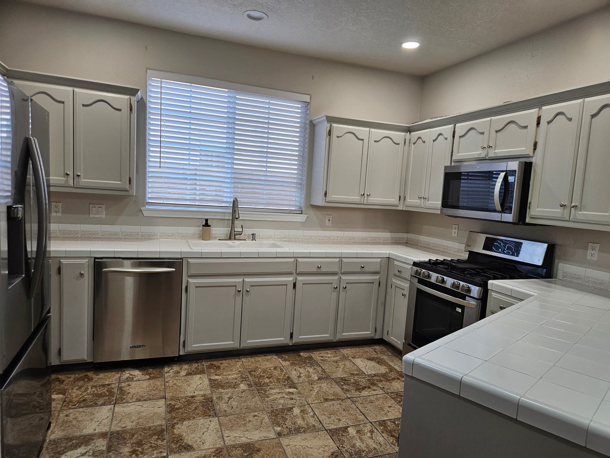 Albuquerque House: 7324 Peregrine Rd NE