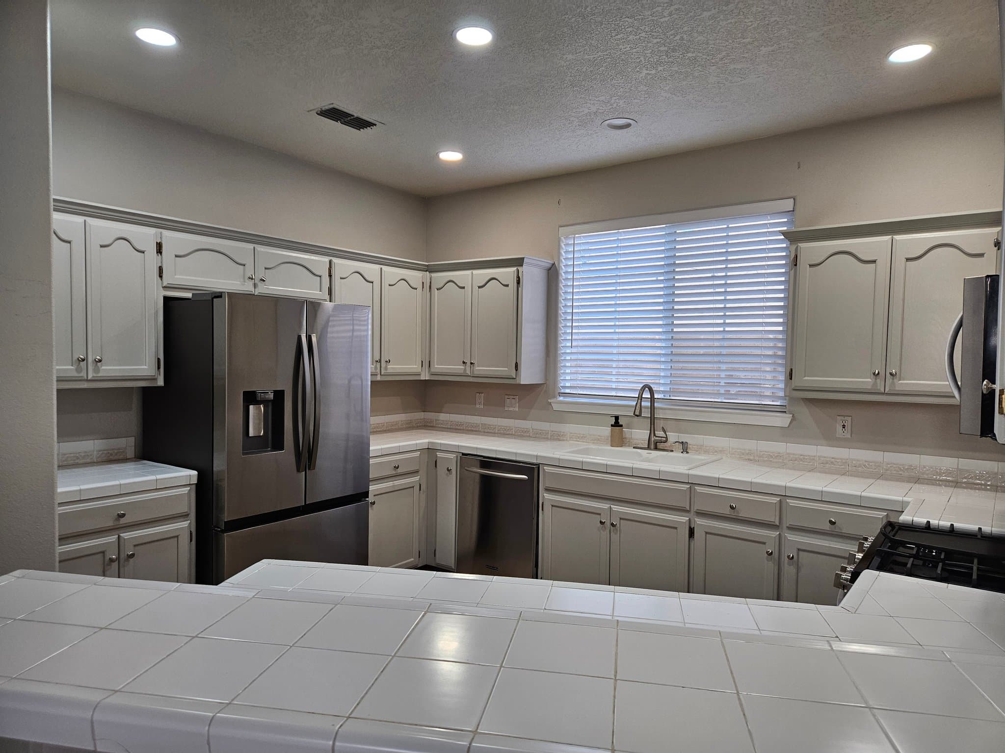 Albuquerque House: 7324 Peregrine Rd NE