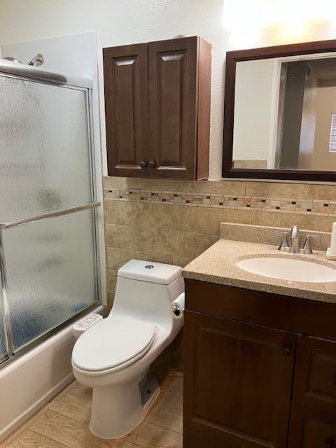 Rodeo House: 766 Sandy Brook Ct.