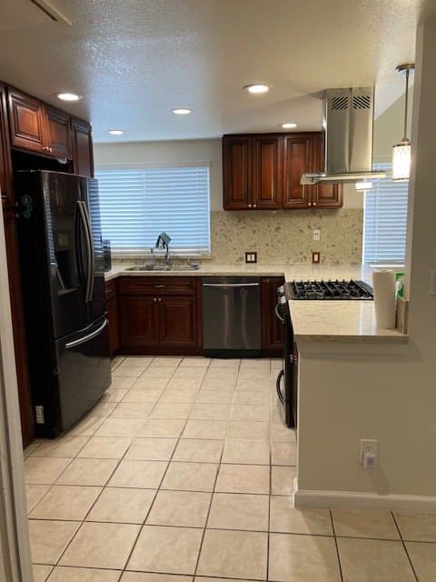 Rodeo House: 766 Sandy Brook Ct.