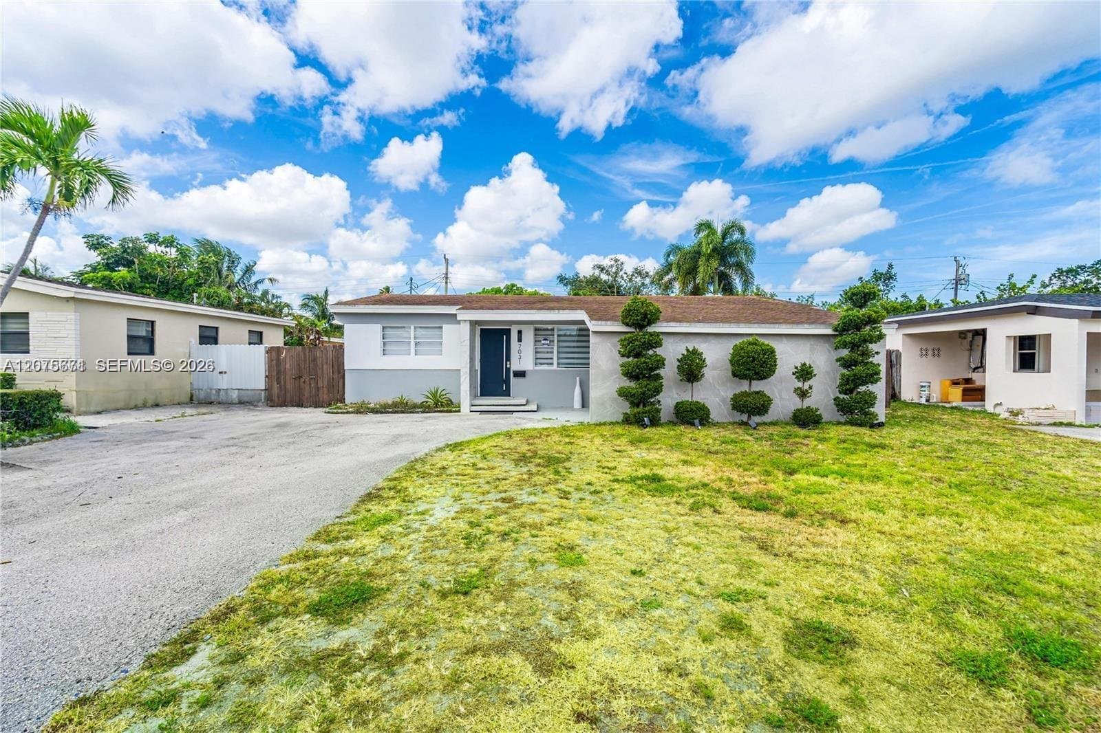 PEMBROKE PINES House: SW 12TH ST