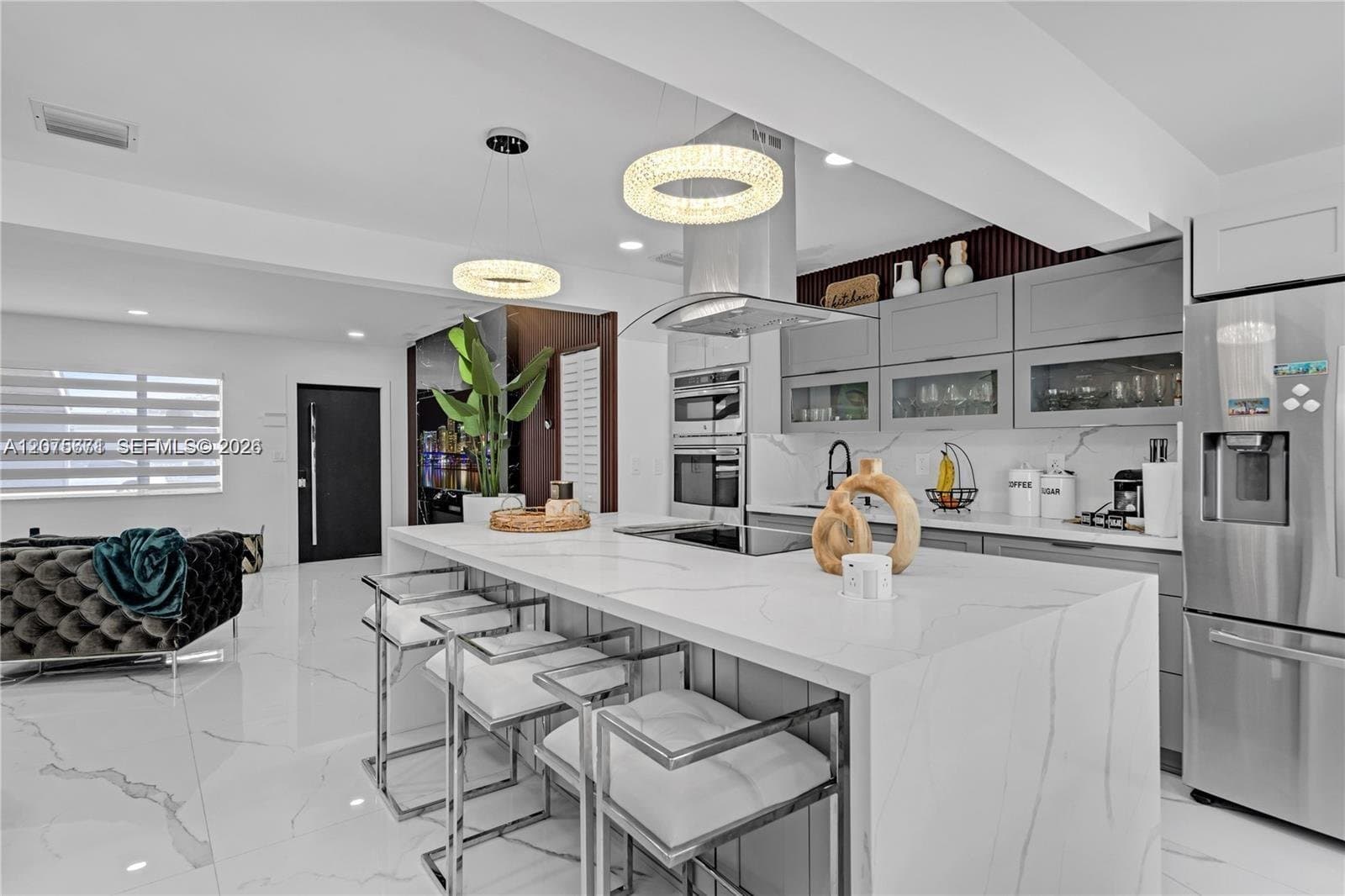 PEMBROKE PINES House: SW 12TH ST