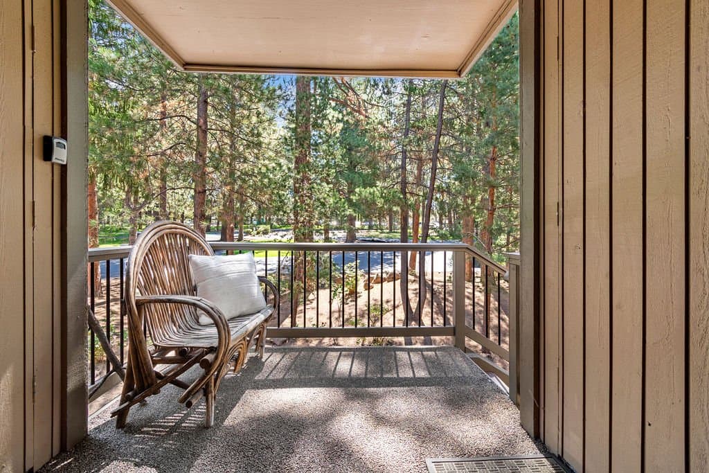 Bend Condo: 19717 Mount Bachelor Drive