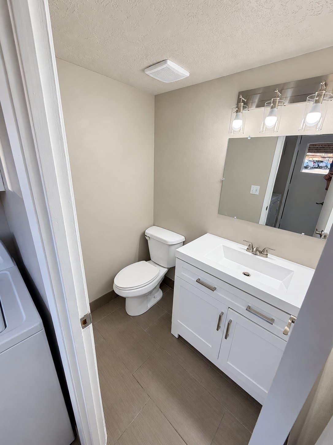 Centerville Townhome: 88 W 50 S
