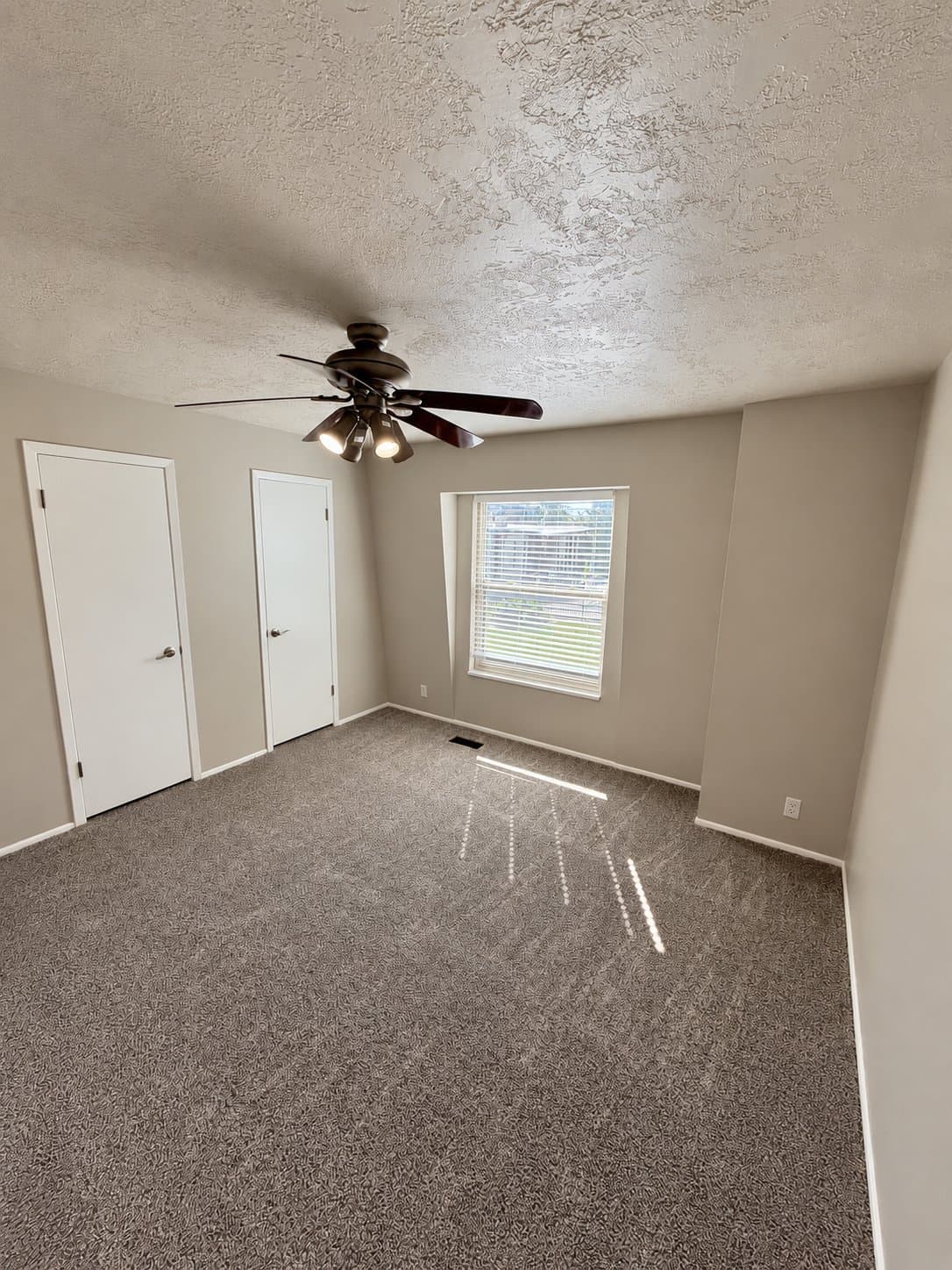 Centerville Townhome: 88 W 50 S