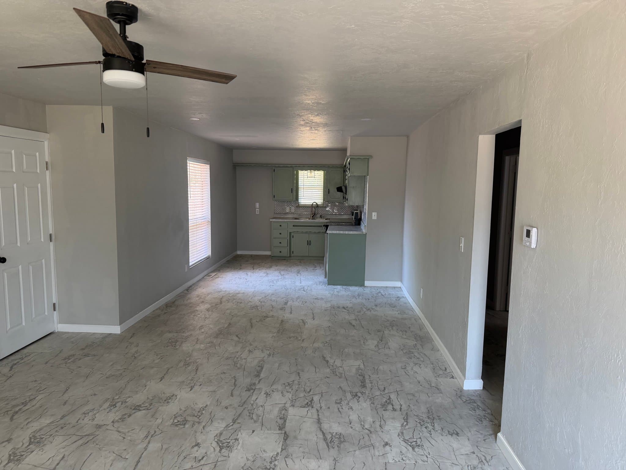Yukon House: 201 Dianna Dr