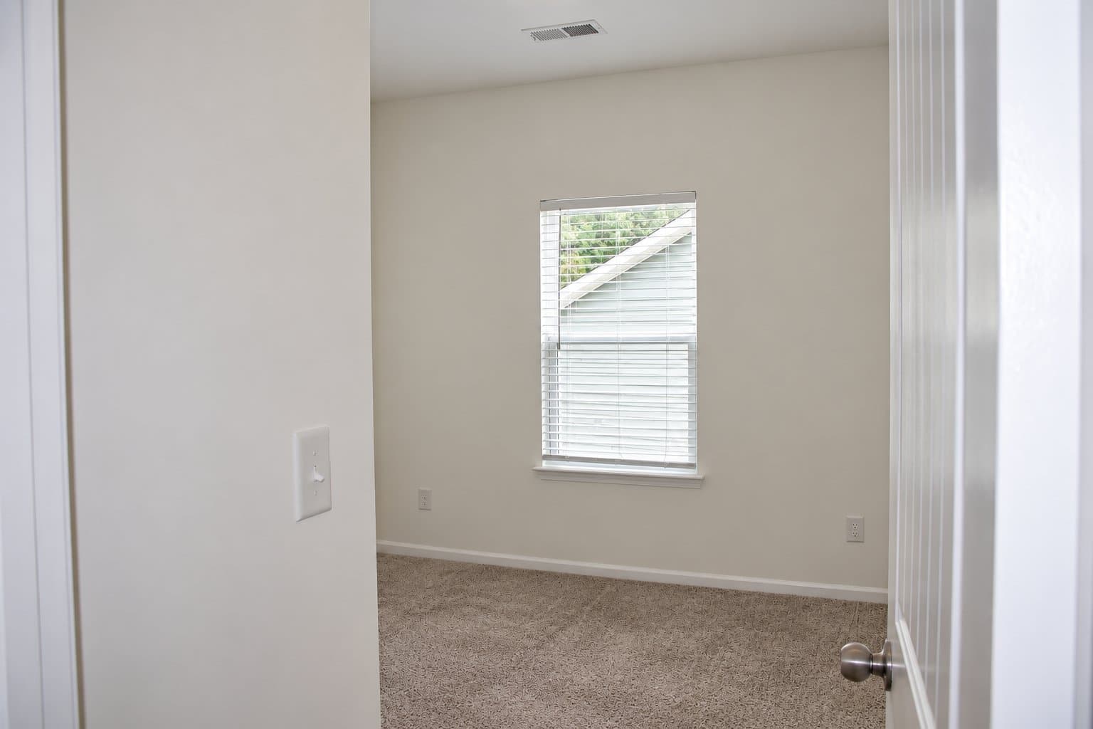 LOCUST House: 338 HARRISON LANE