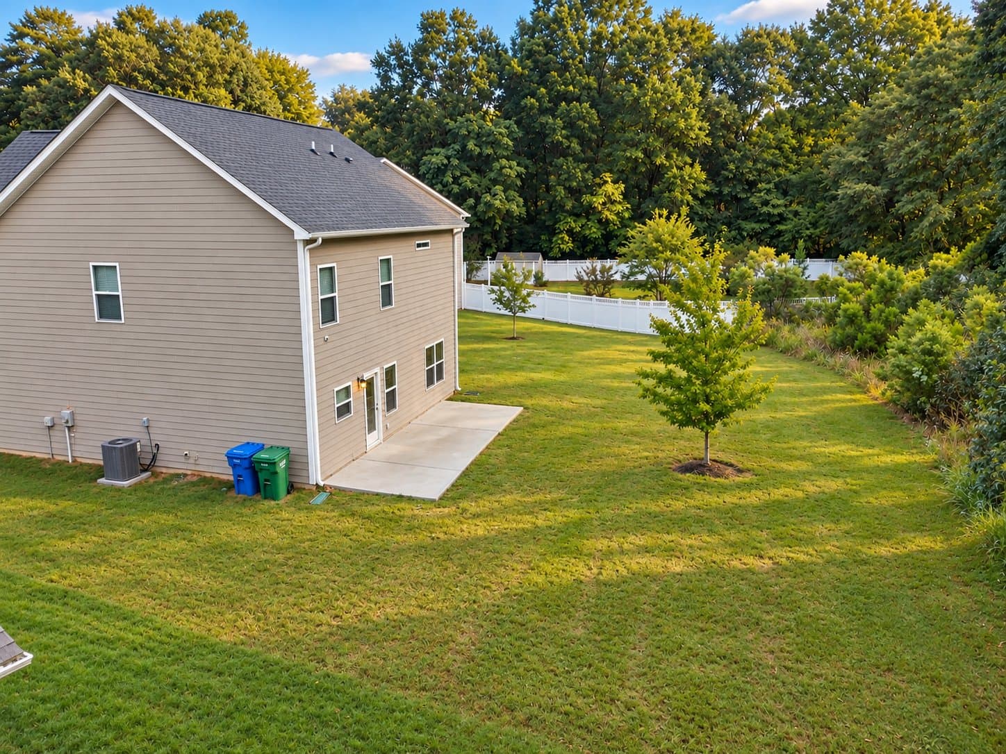 LOCUST House: 338 HARRISON LANE