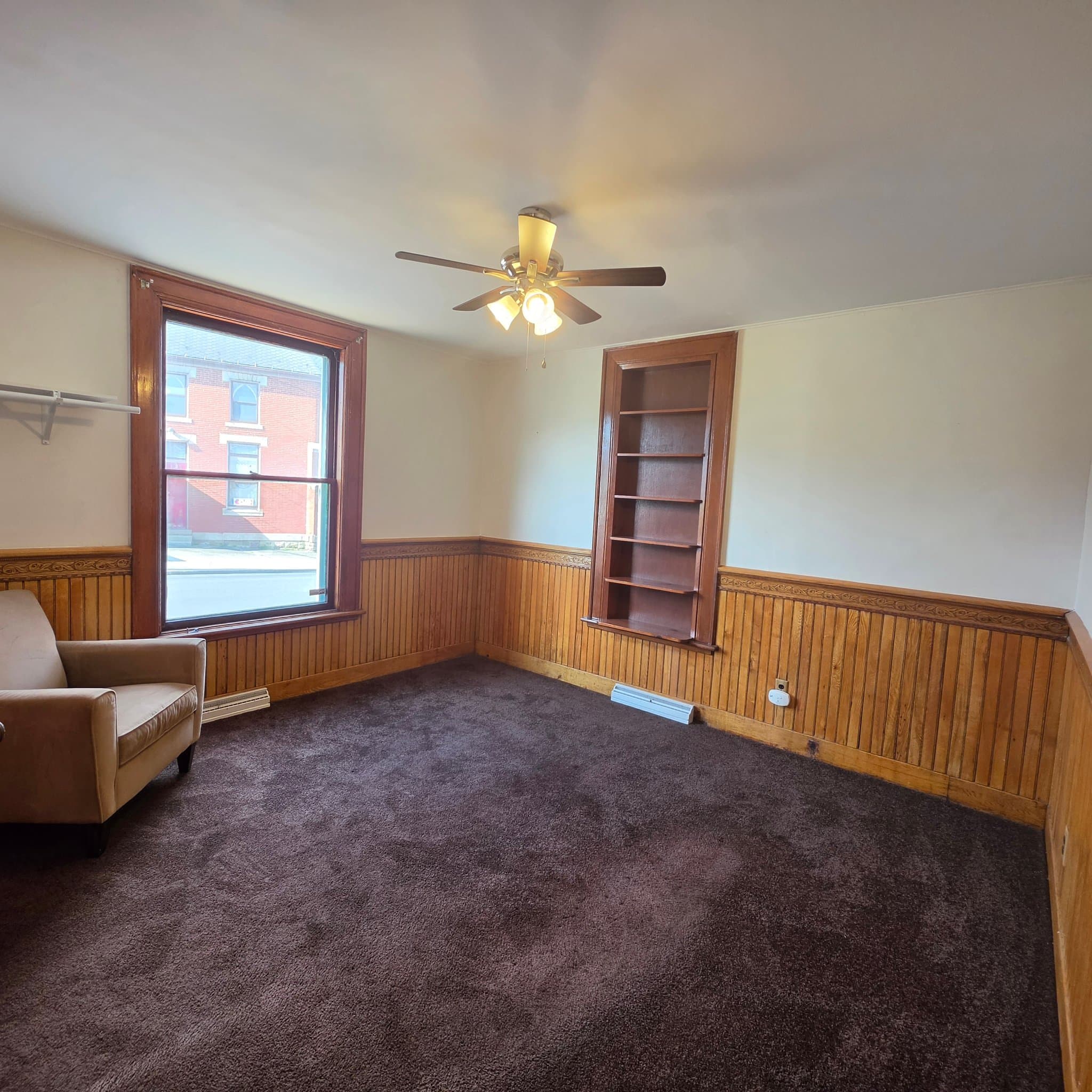 Altoona House: 410 4th Street