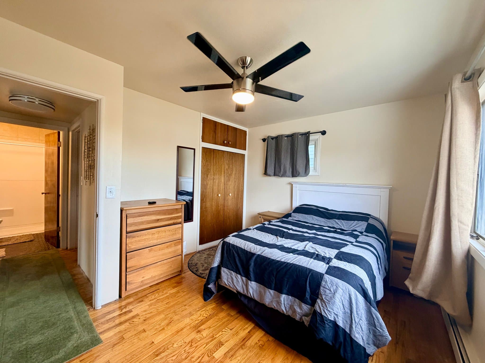 Livingston House: 511 N 11th