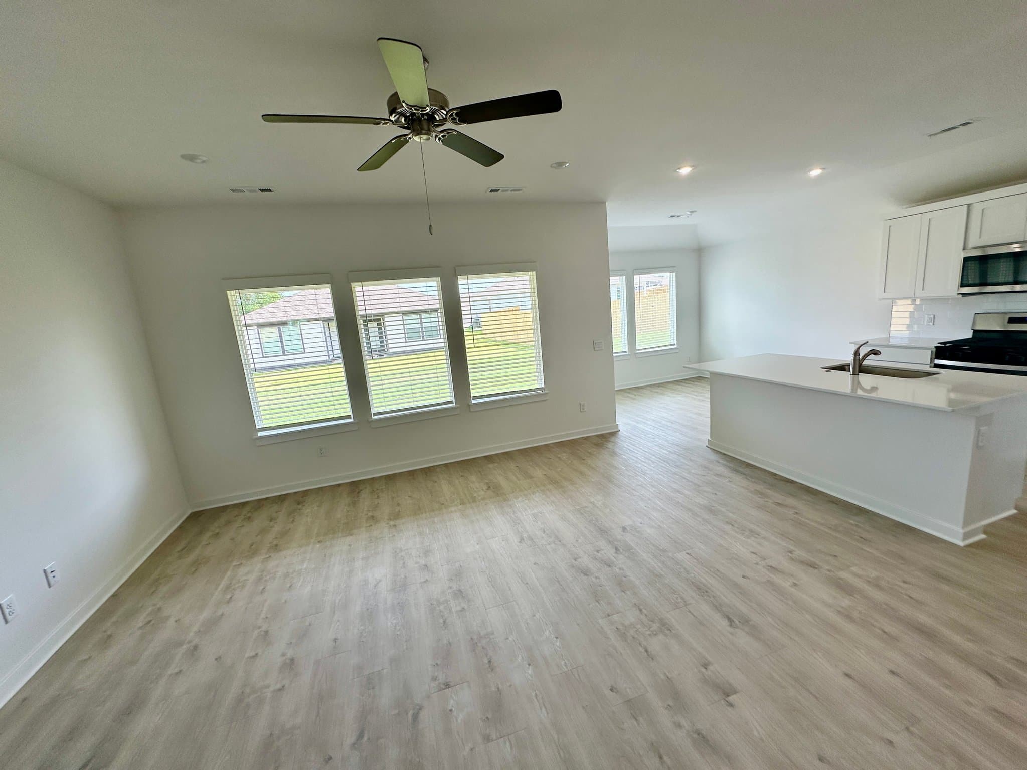 Fayetteville House: 4459 W Canyon Run Dr