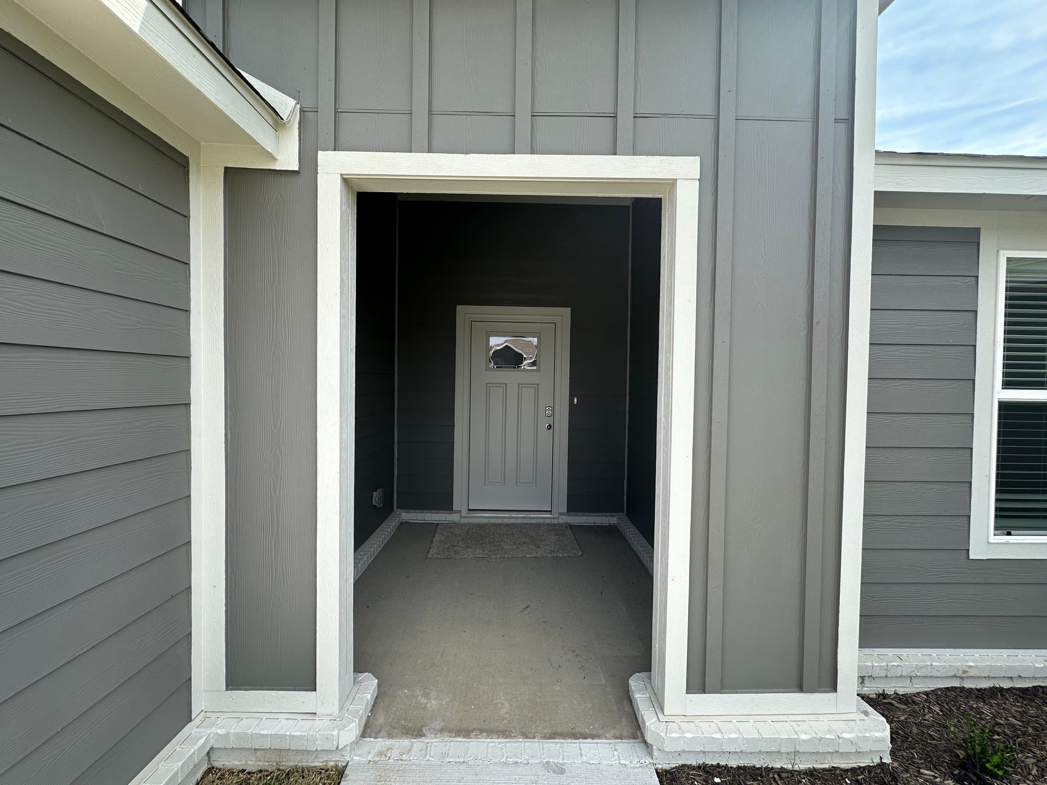 Fayetteville House: 4459 W Canyon Run Dr