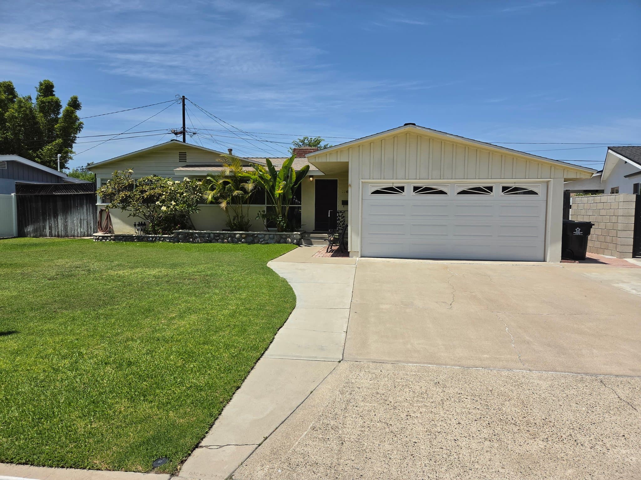 Garden Grove House: 11691 Blue Jay Lane, Garden Grove
