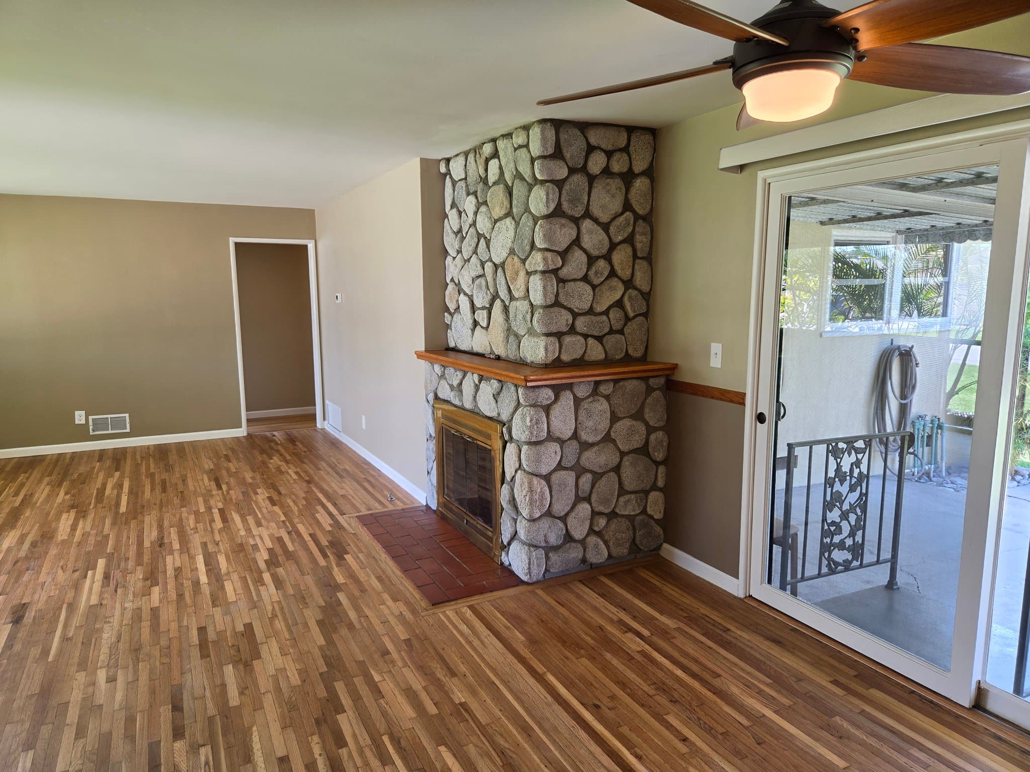 Garden Grove House: 11691 Blue Jay Lane, Garden Grove