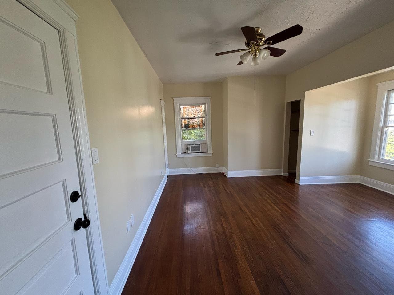 Los Angeles Apartment: 1628 W 24th St, Los Angeles, CA 90007