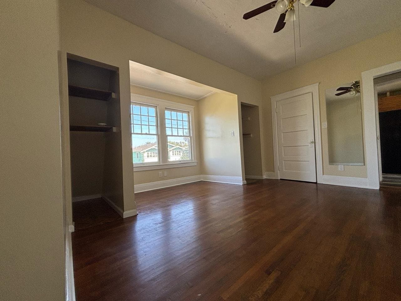 Los Angeles Apartment: 1628 W 24th St, Los Angeles, CA 90007