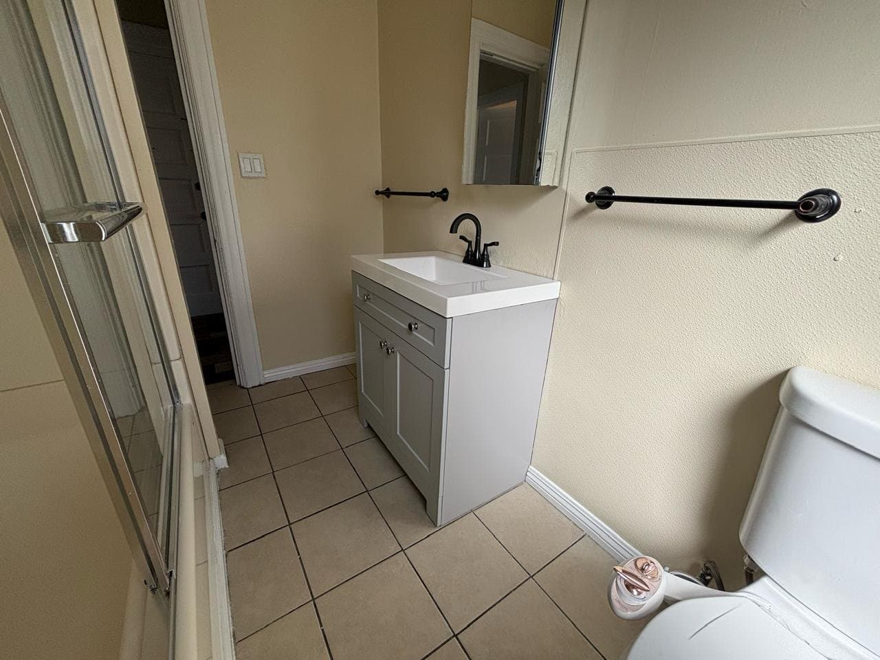 Los Angeles Apartment: 1628 W 24th St, Los Angeles, CA 90007