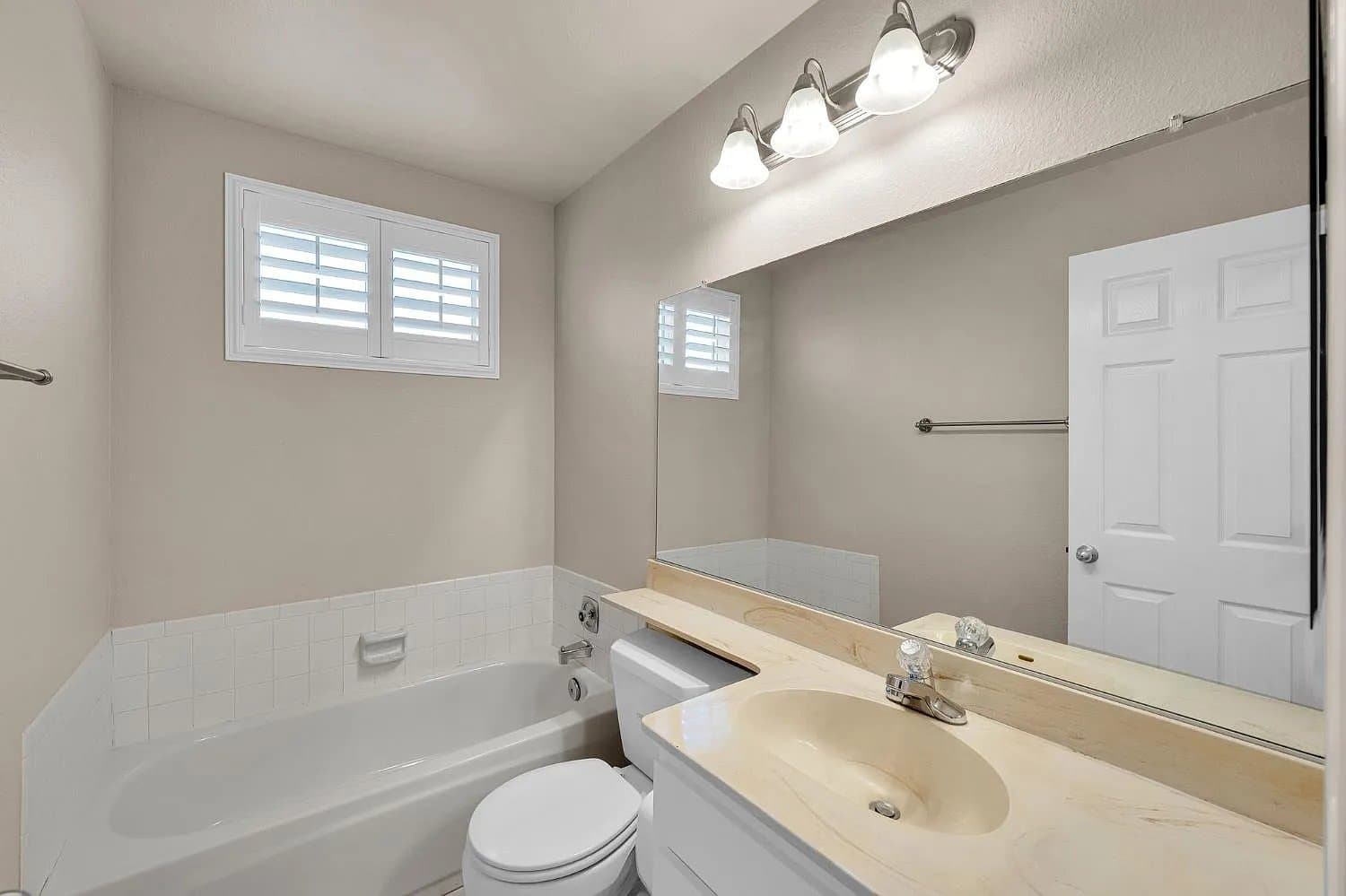 Stockton House: 1534 Venetian Dr
