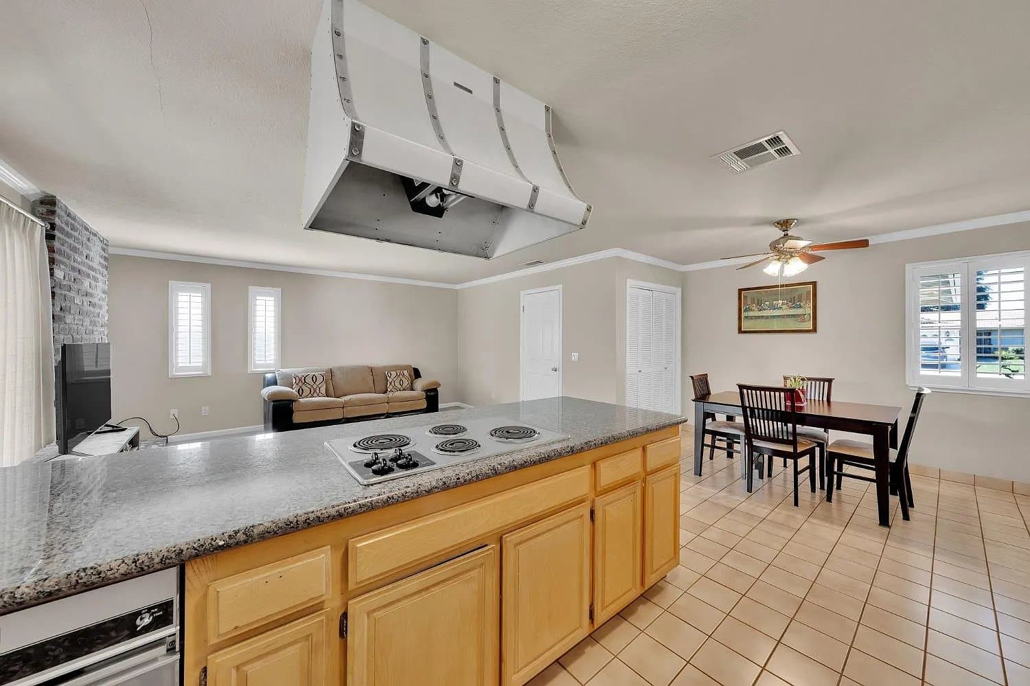Stockton House: 1534 Venetian Dr