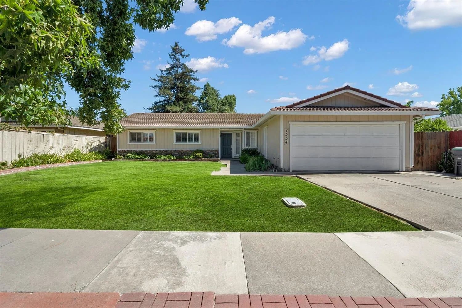 Stockton House: 1534 Venetian Dr