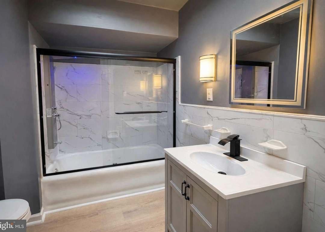 Philadelphia House: 5814 N 15th Street
