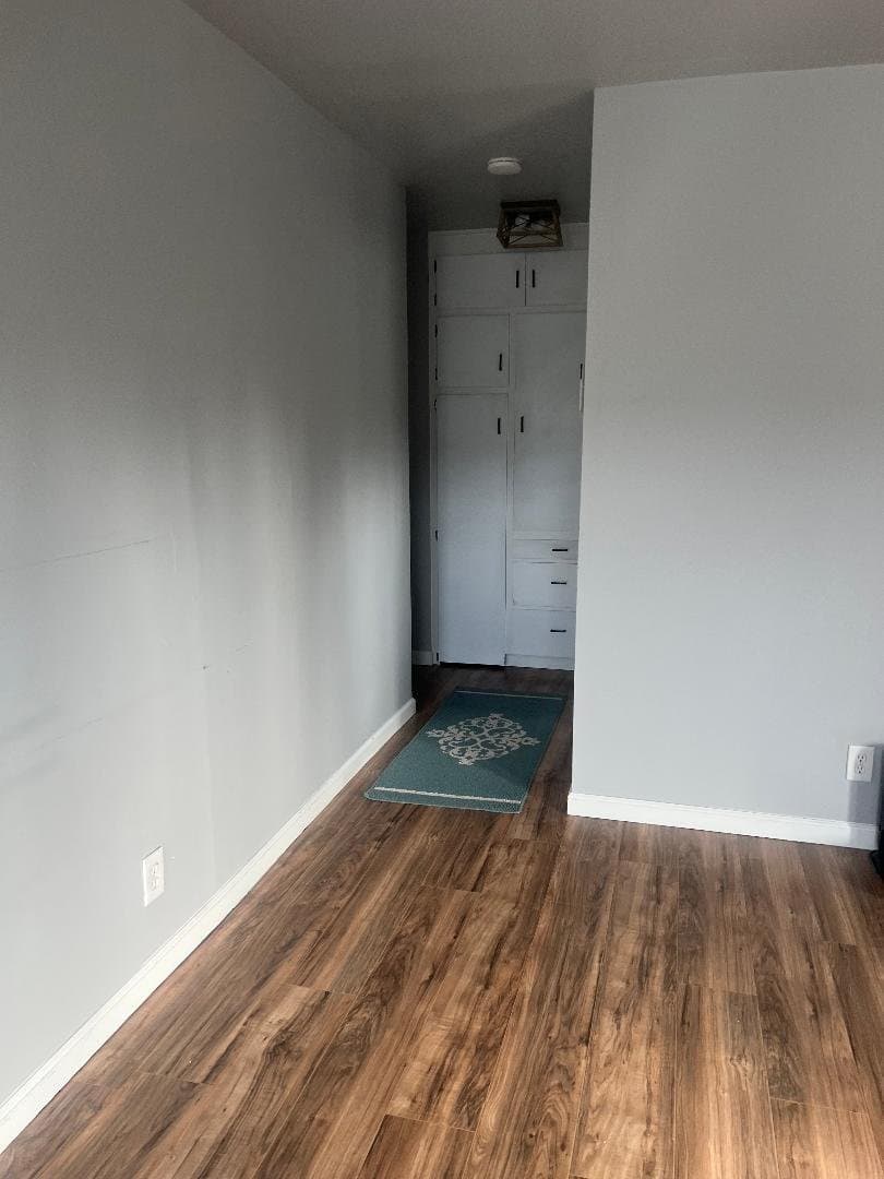 Everett Single Room: 1017 Pecks DR Apt B