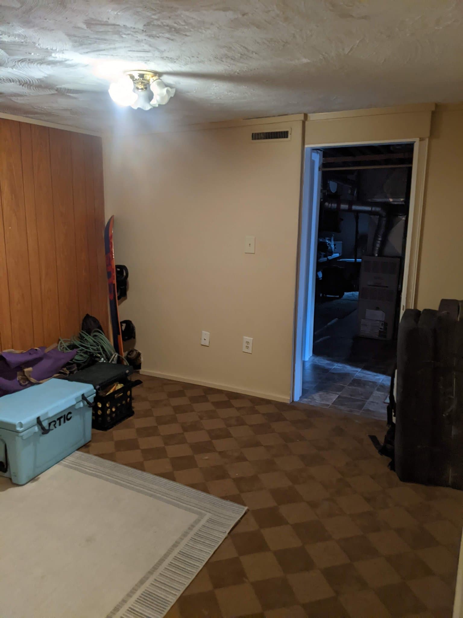Salt Lake City Apartment: 2524 E Parleys Way