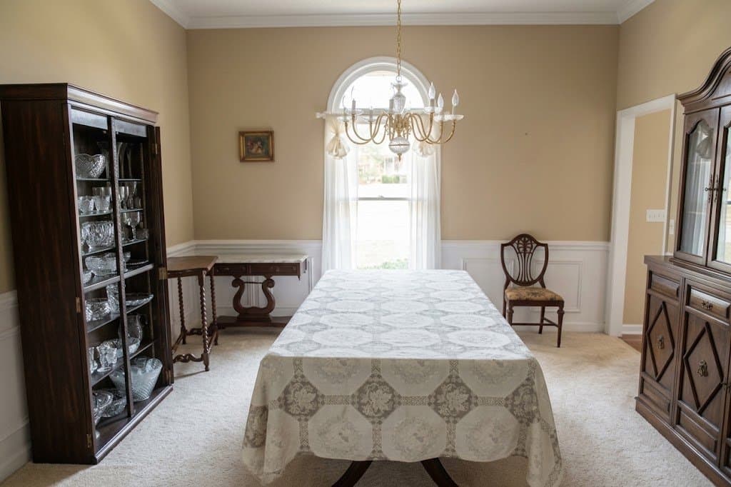 Bonaire House: 421 Wexford Cir.