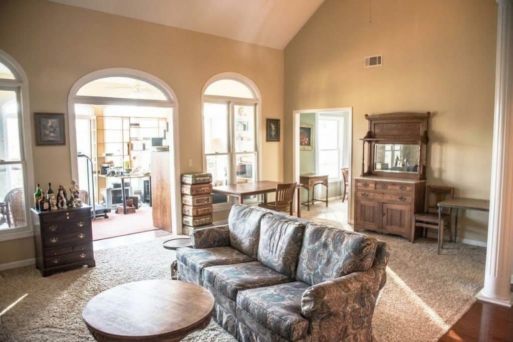 Bonaire House: 421 Wexford Cir.