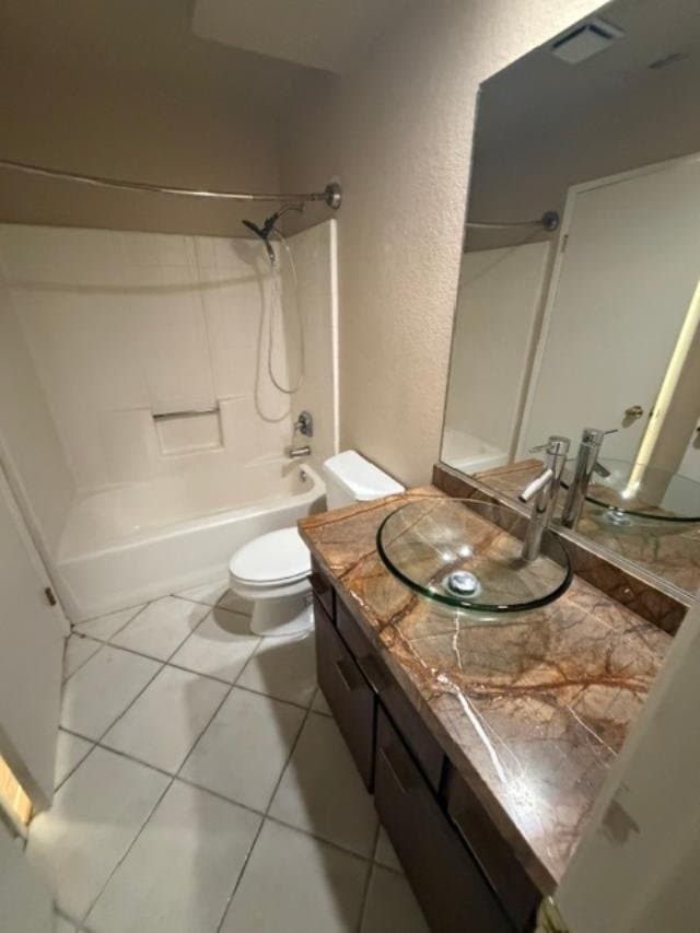 la qunta House: 78560 via melodia