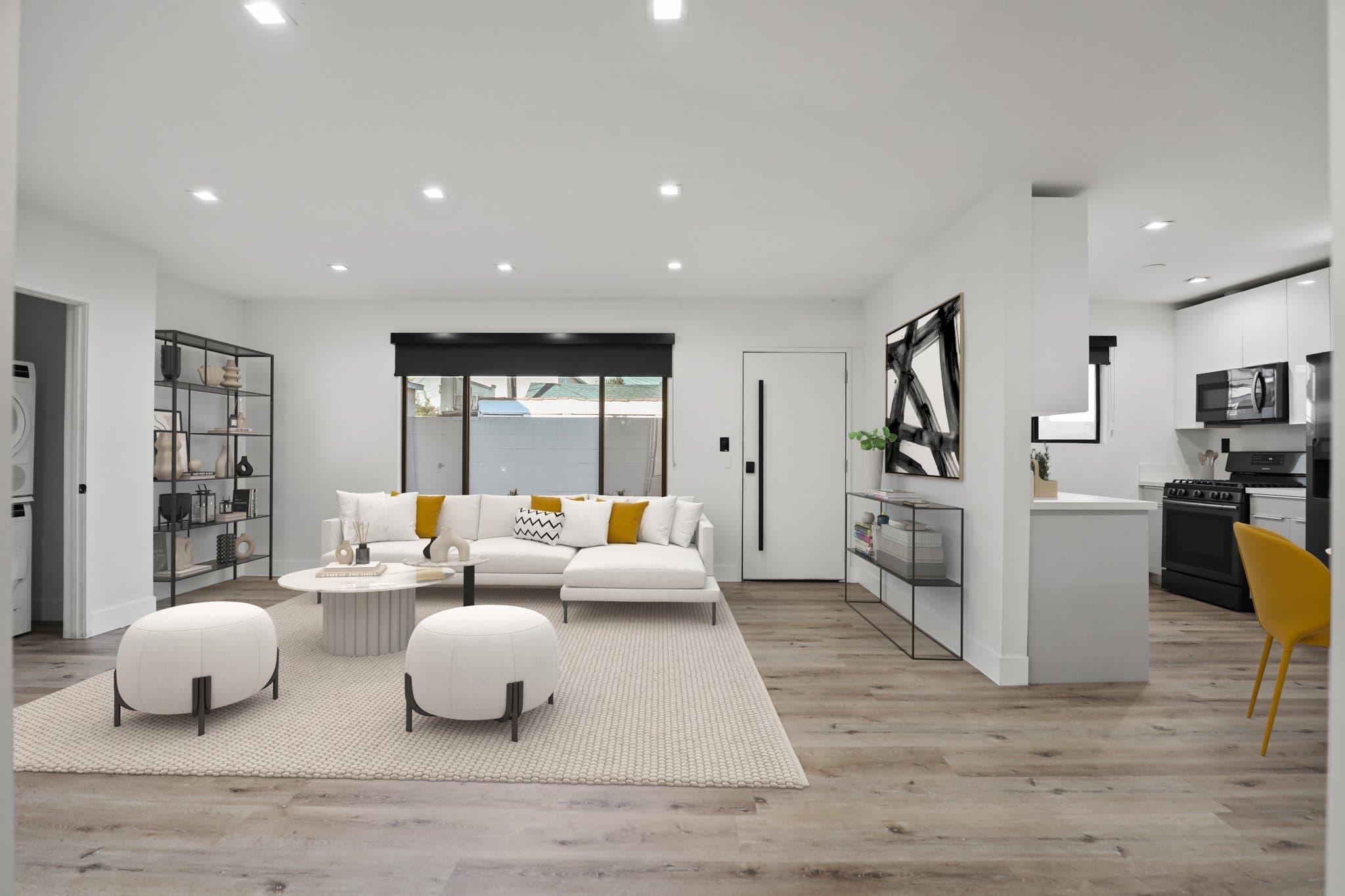 Los Angeles Apartment: 5667 La Mirada Ave