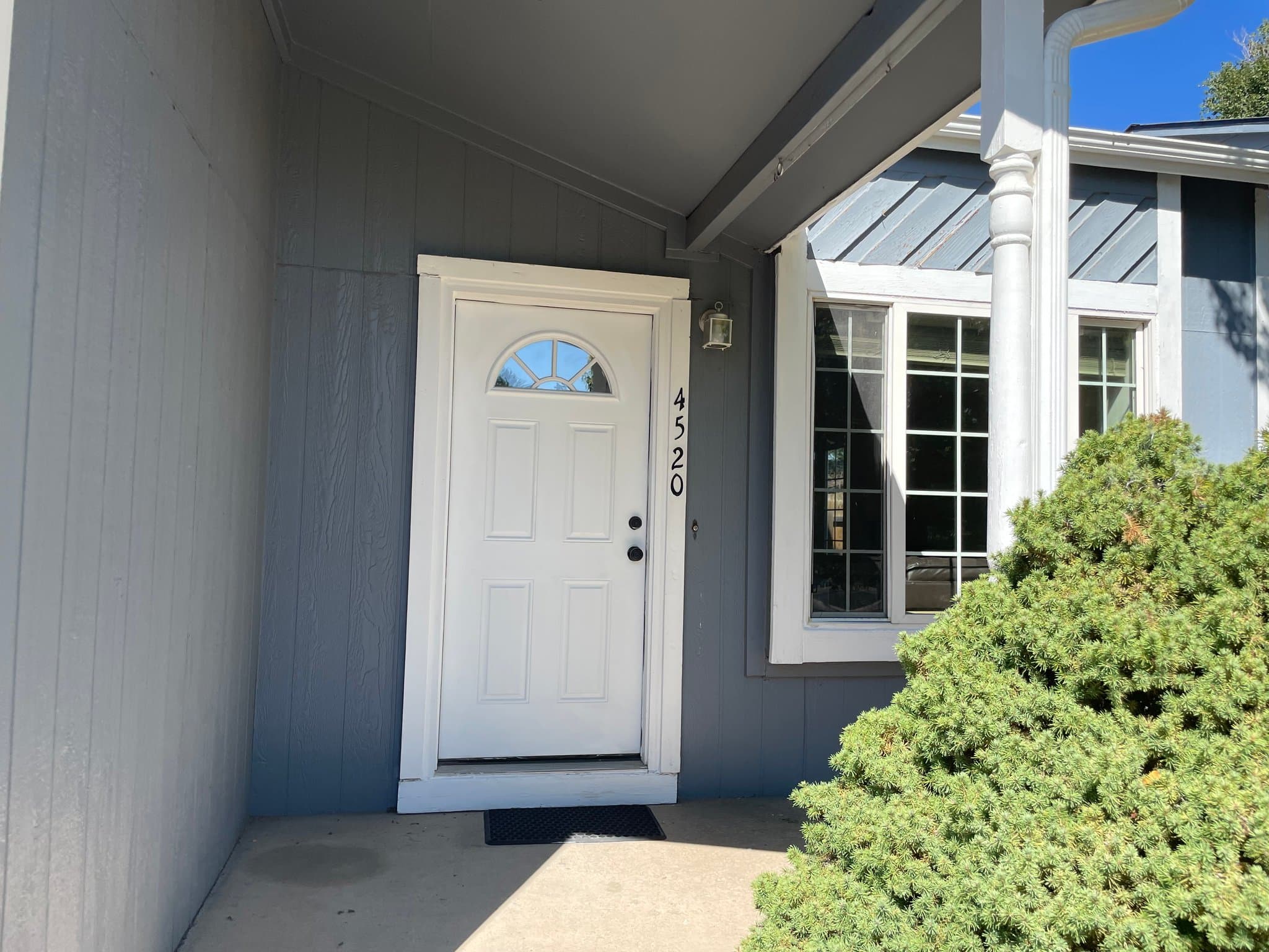 COLORADO SPRINGS Single Room: 4520 Hollyridge Dr