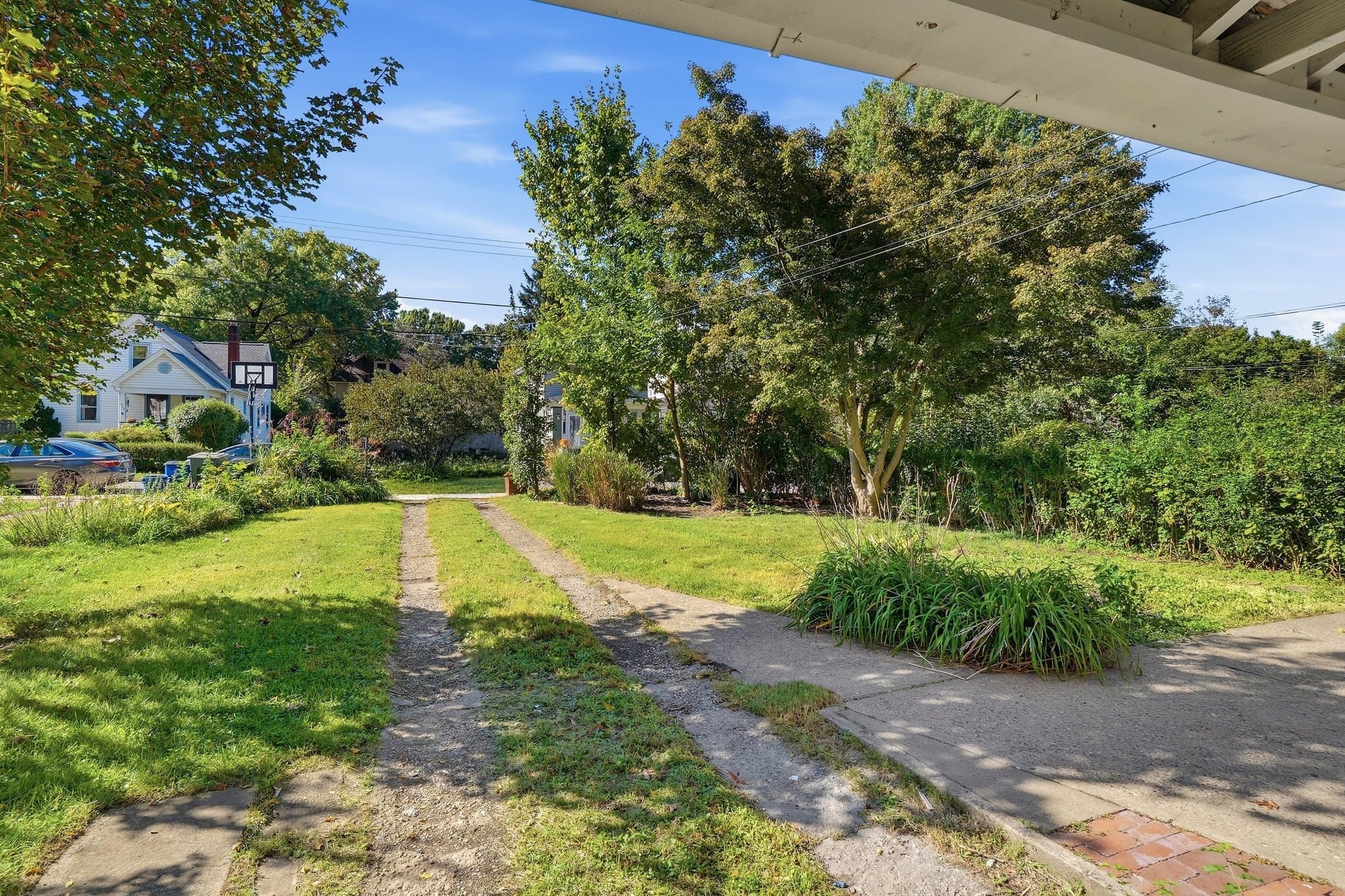 Sewickley House: 772 Ohio River Blvd