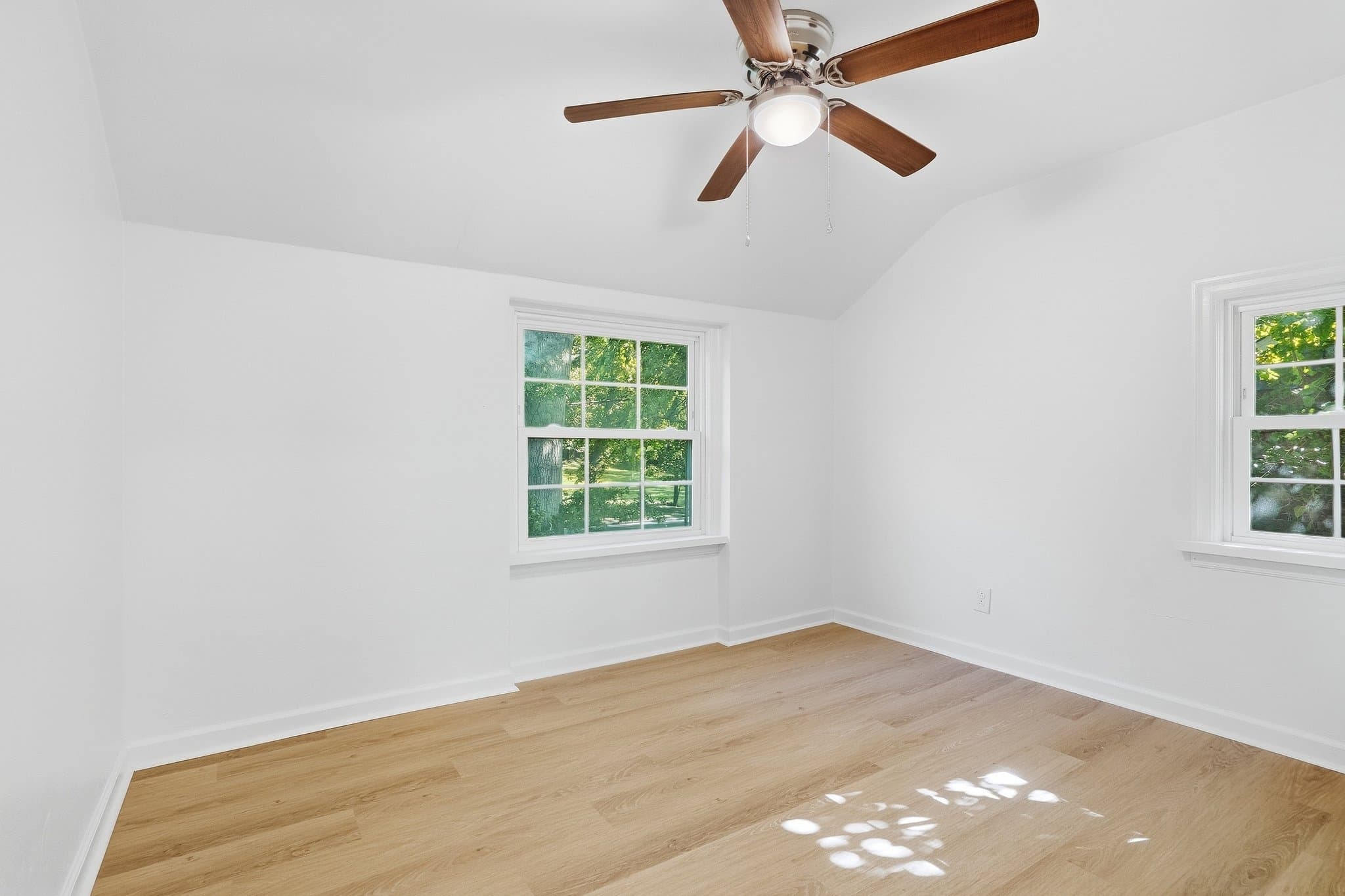Sewickley House: 772 Ohio River Blvd