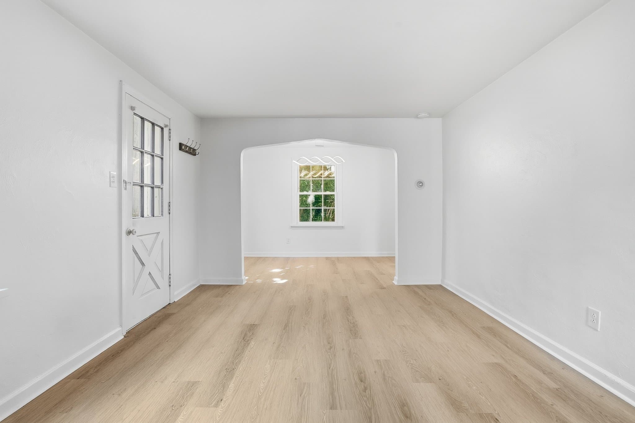 Sewickley House: 772 Ohio River Blvd