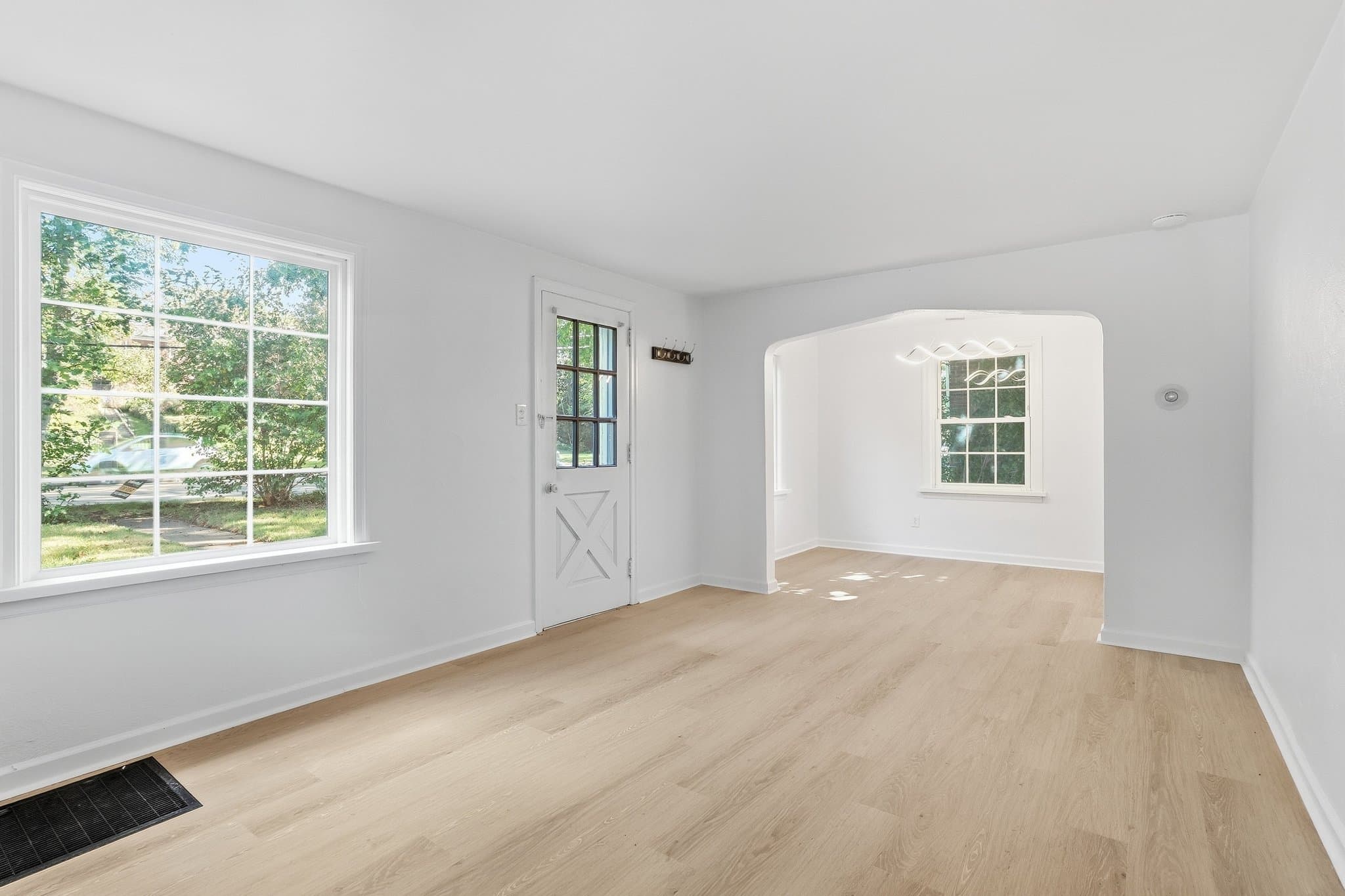 Sewickley House: 772 Ohio River Blvd