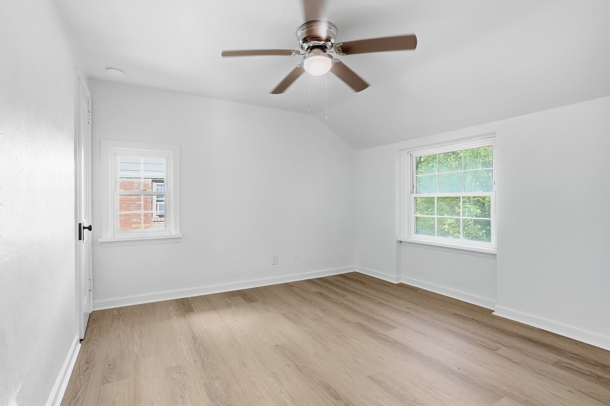 Sewickley House: 772 Ohio River Blvd
