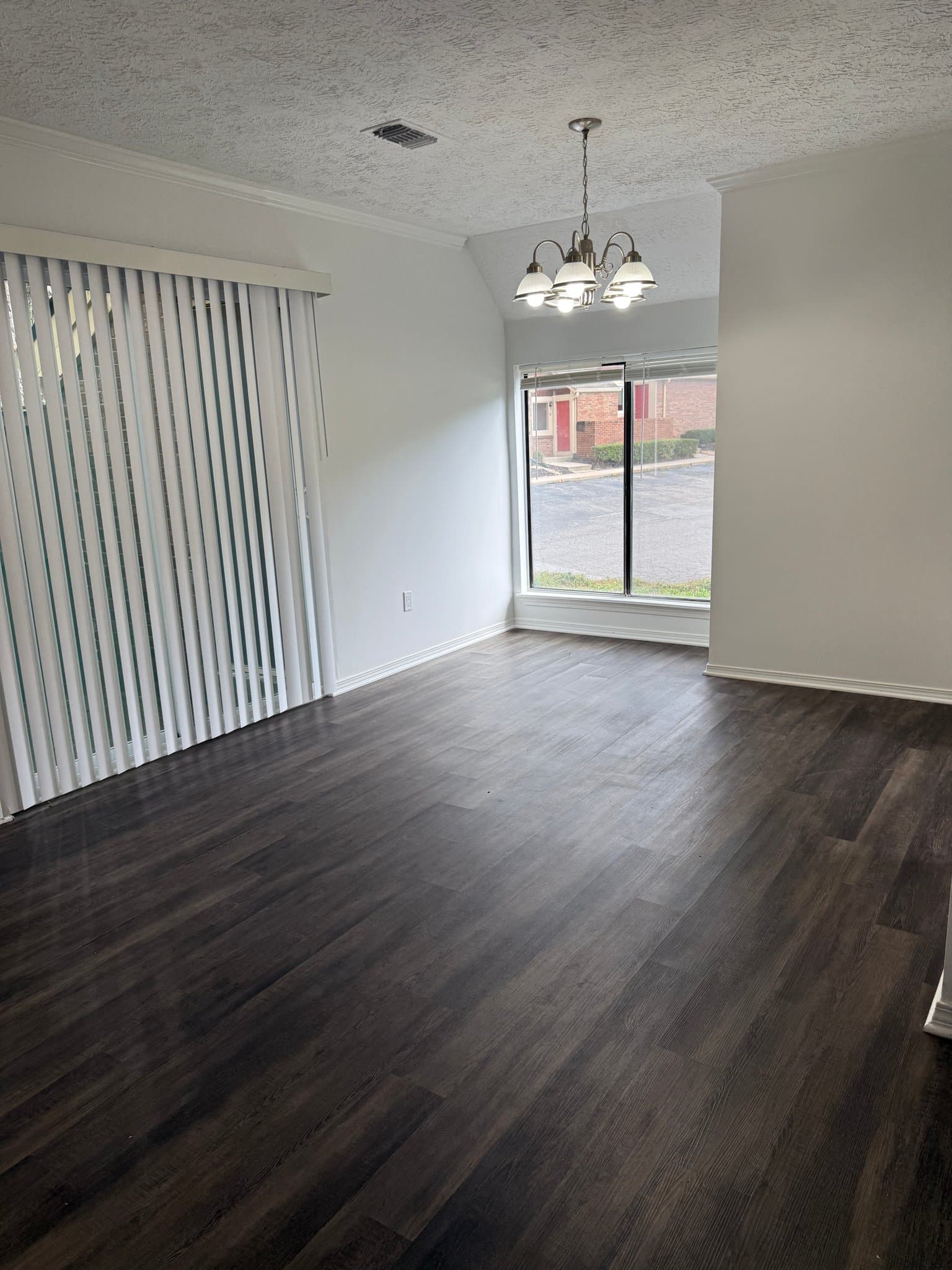 Alpharetta Condo: 49 Country Place Court