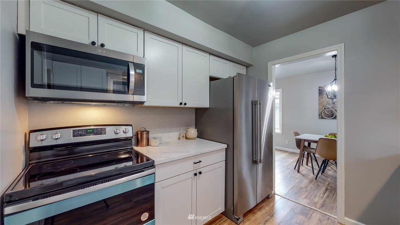Everett Single Room: 1017 Pecks DR Apt B