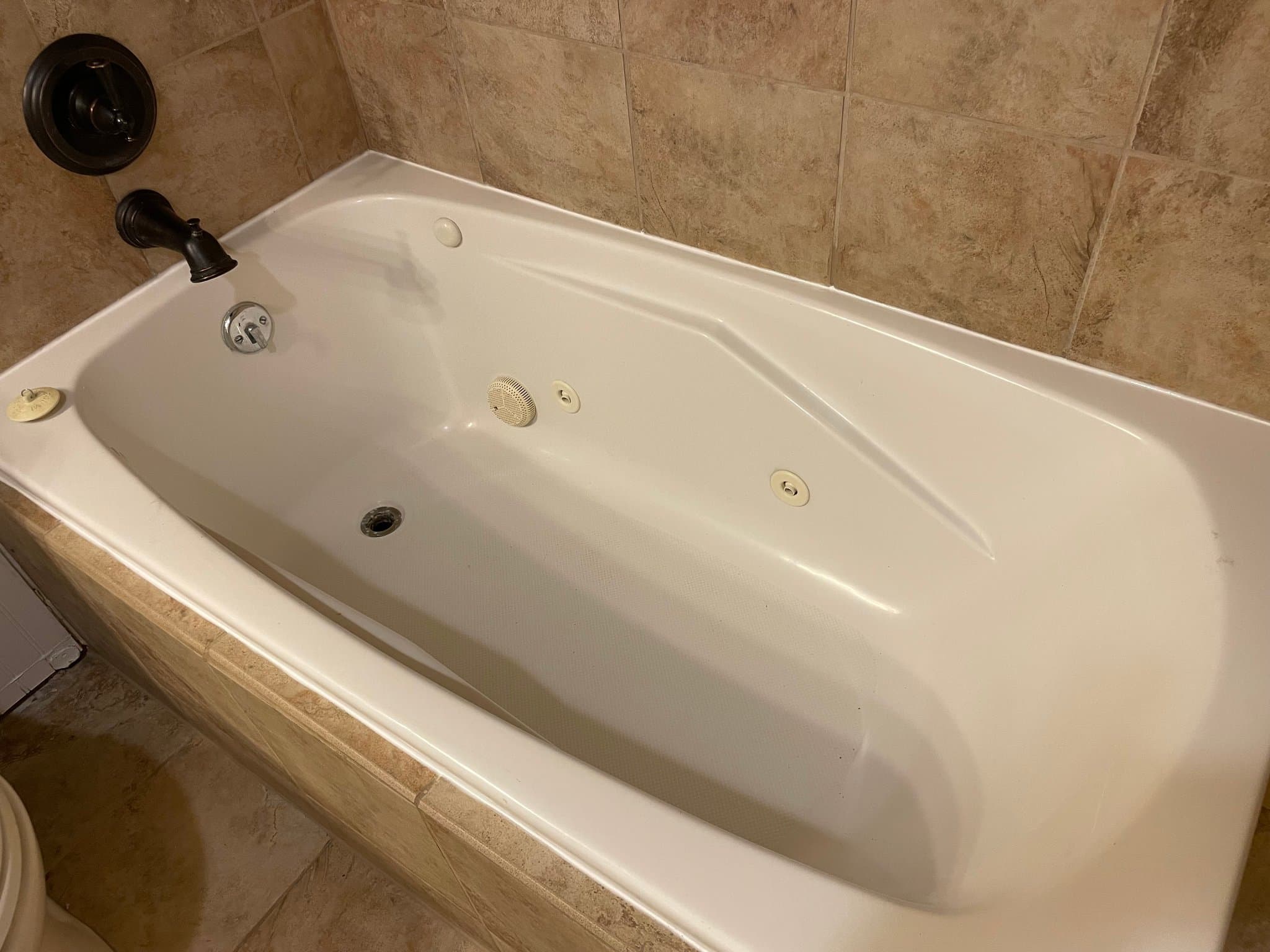 COLORADO SPRINGS Single Room: 4520 Hollyridge Dr