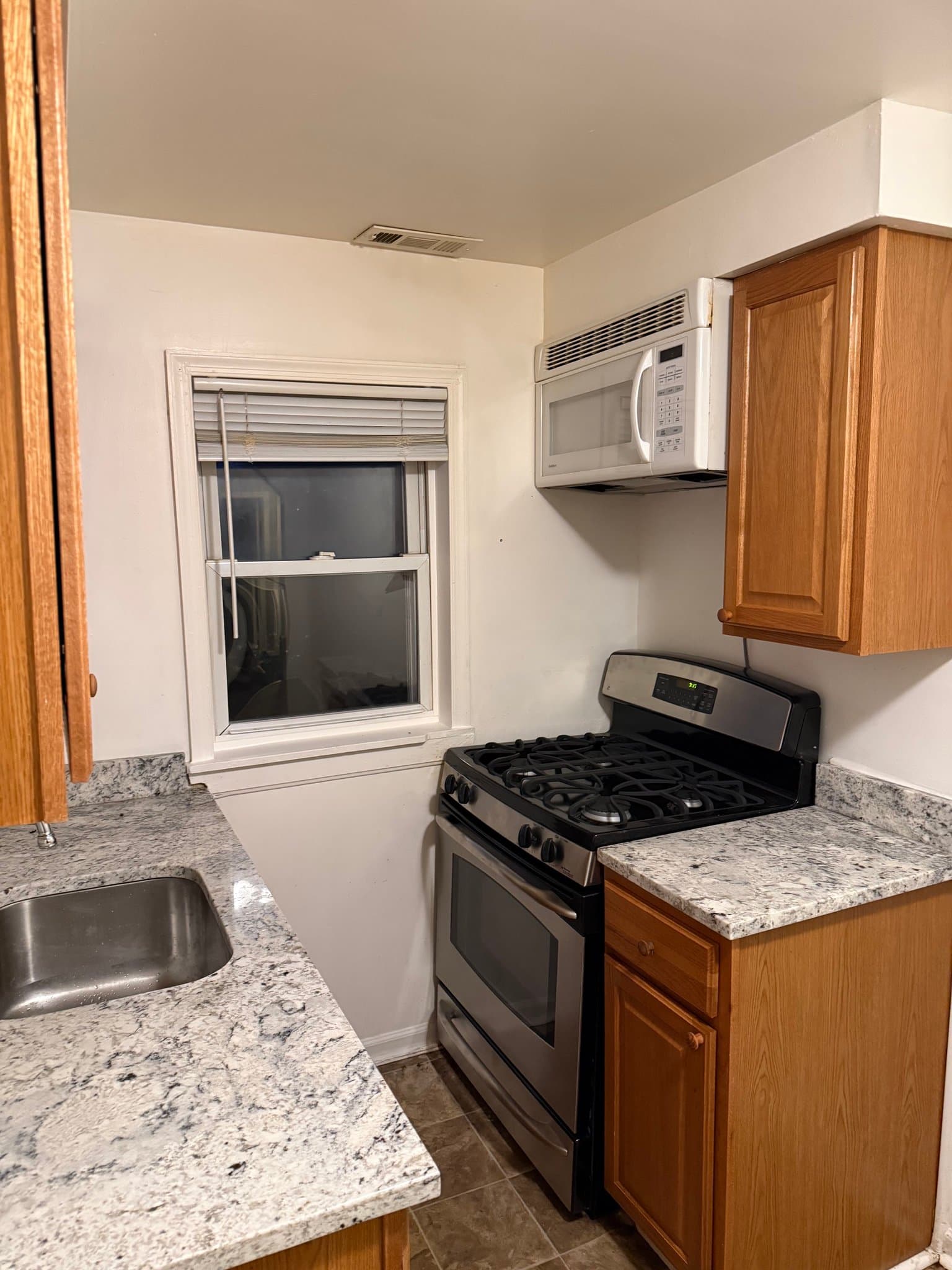 Baltimore Apartment: 4101 Fernhill Ave