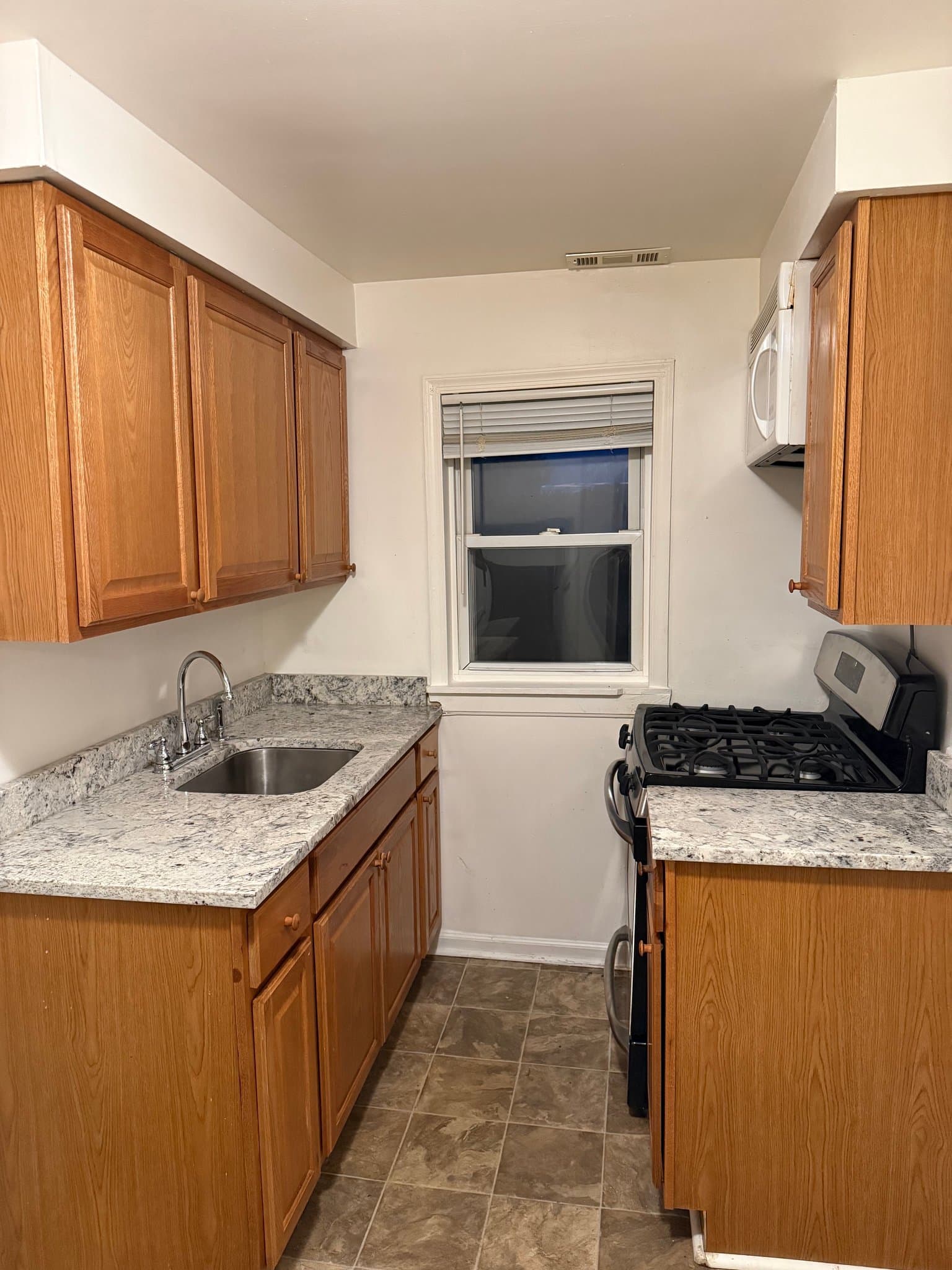 Baltimore Apartment: 4101 Fernhill Ave