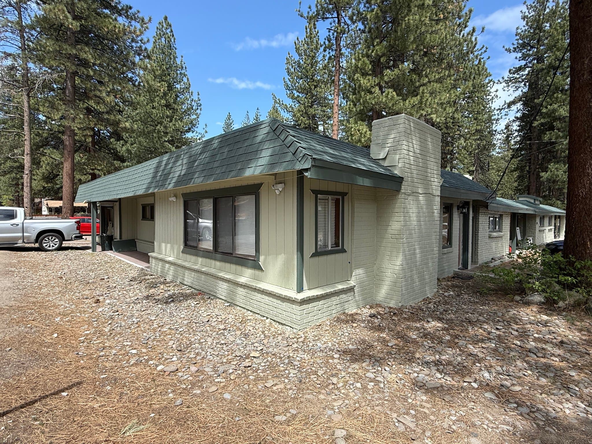 South Lake Tahoe Apartment: 2975 Sacramento Ave