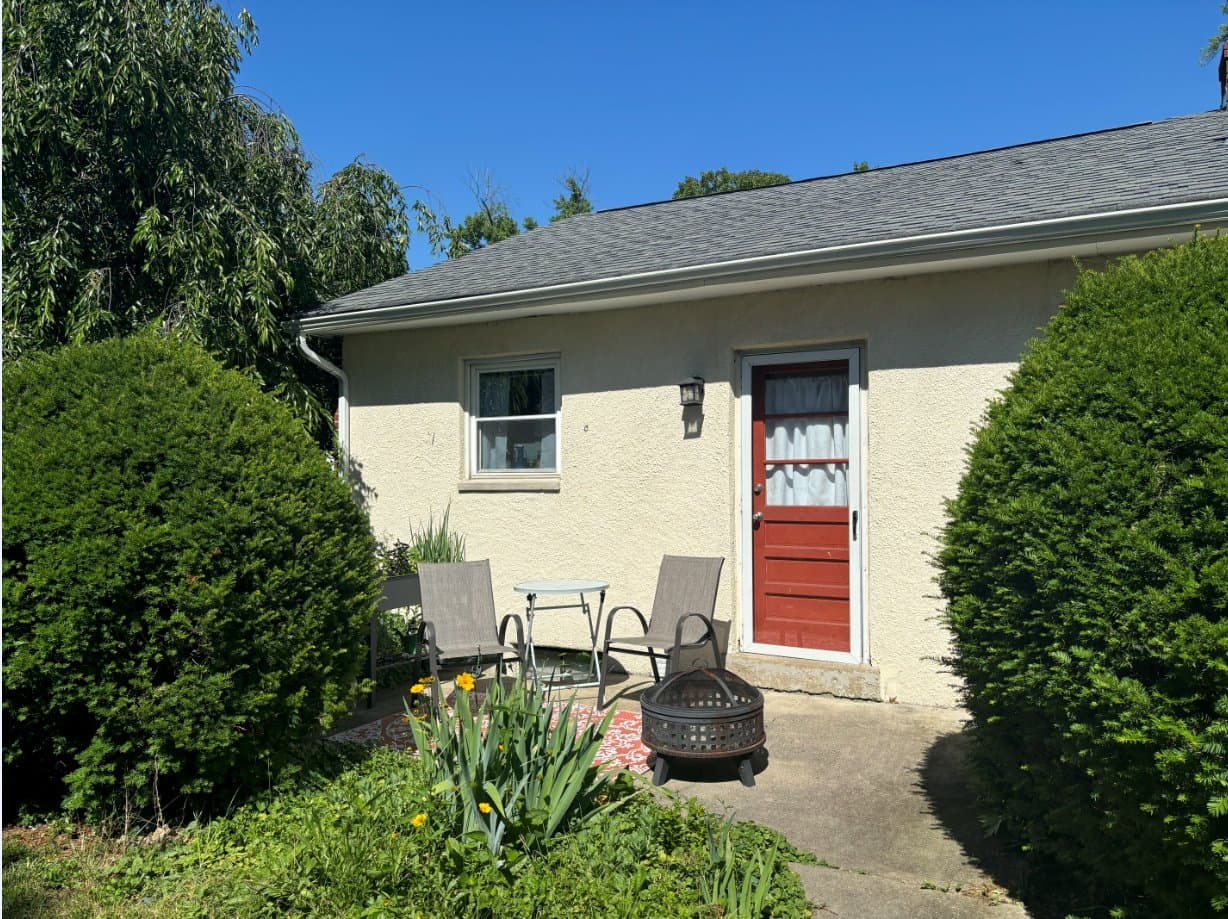 Columbus Multiplex: 4939 Fuller Dr
